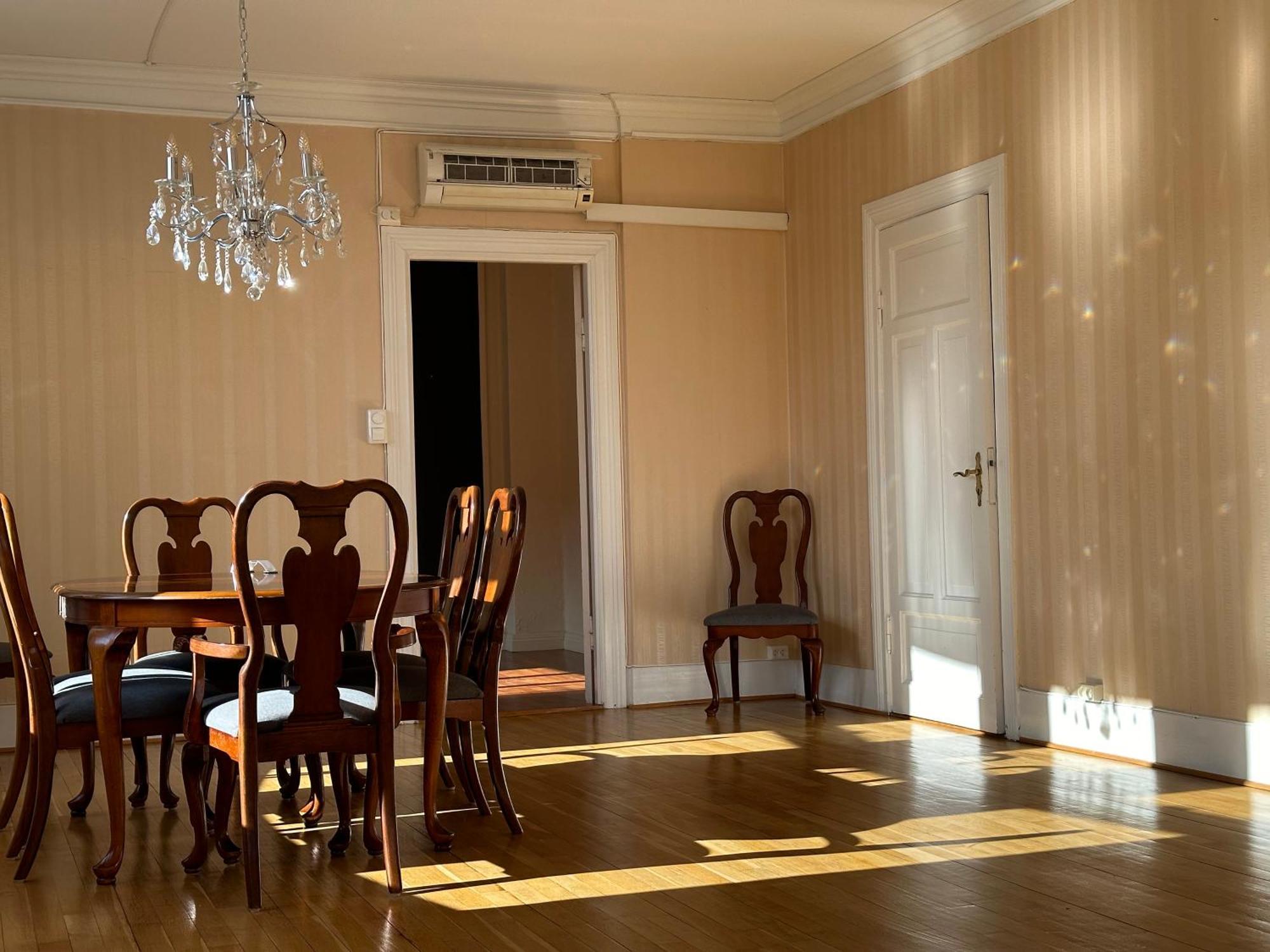 Stylish Big Jugend Art Nouveau Apartment With Balcony Heart Of Олесун Екстериор снимка